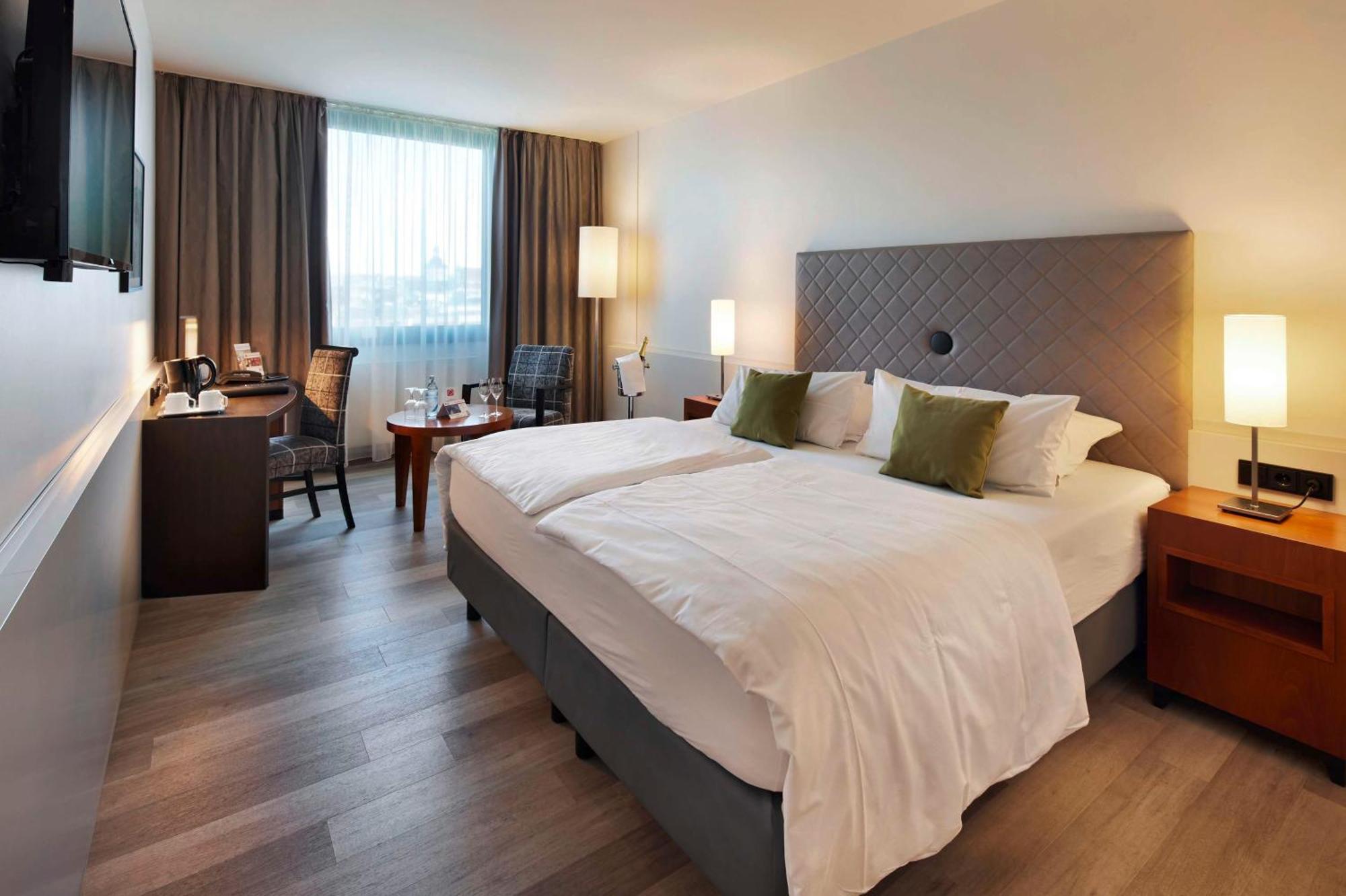 Western Arosa 4* Paderborn