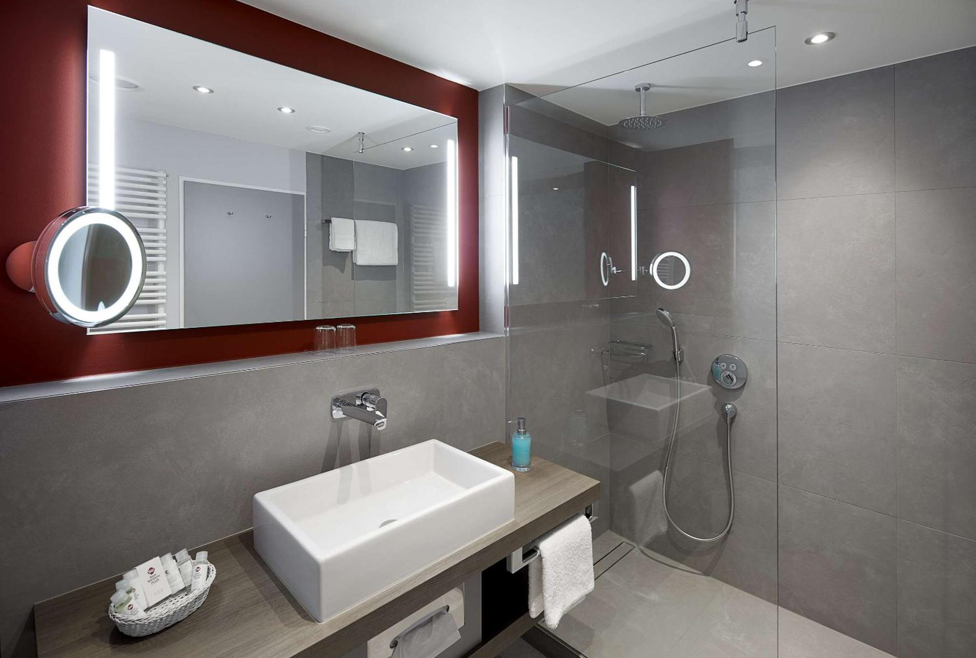 Western Arosa Hotel 4*