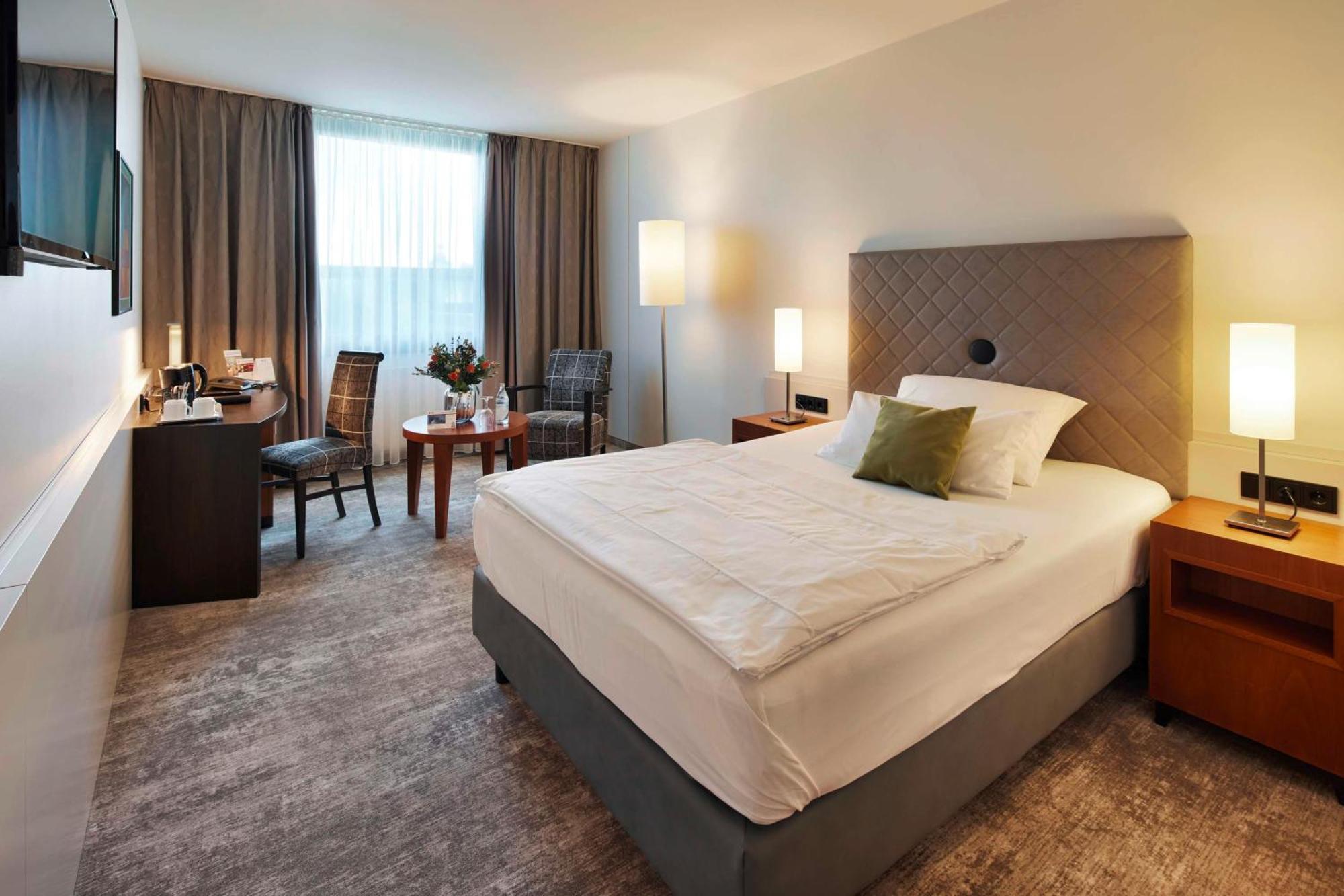 Western Arosa 4* Paderborn