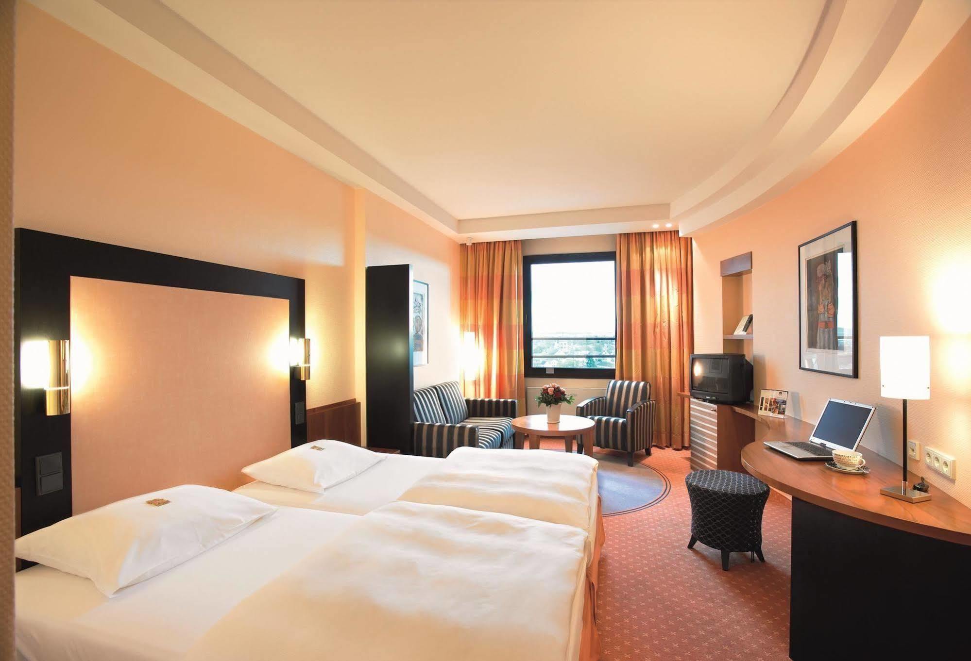 Western Arosa 4* Paderborn